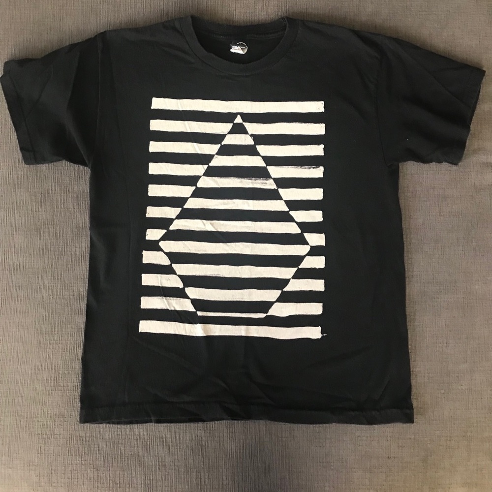 Youth Boys Volcom Short sleeve shirt Size: Medium